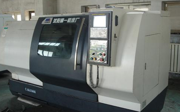 Shenyang Cnc შემობრუნების აპარატი