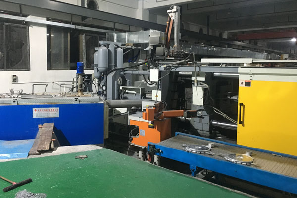 mga produktong die casting china