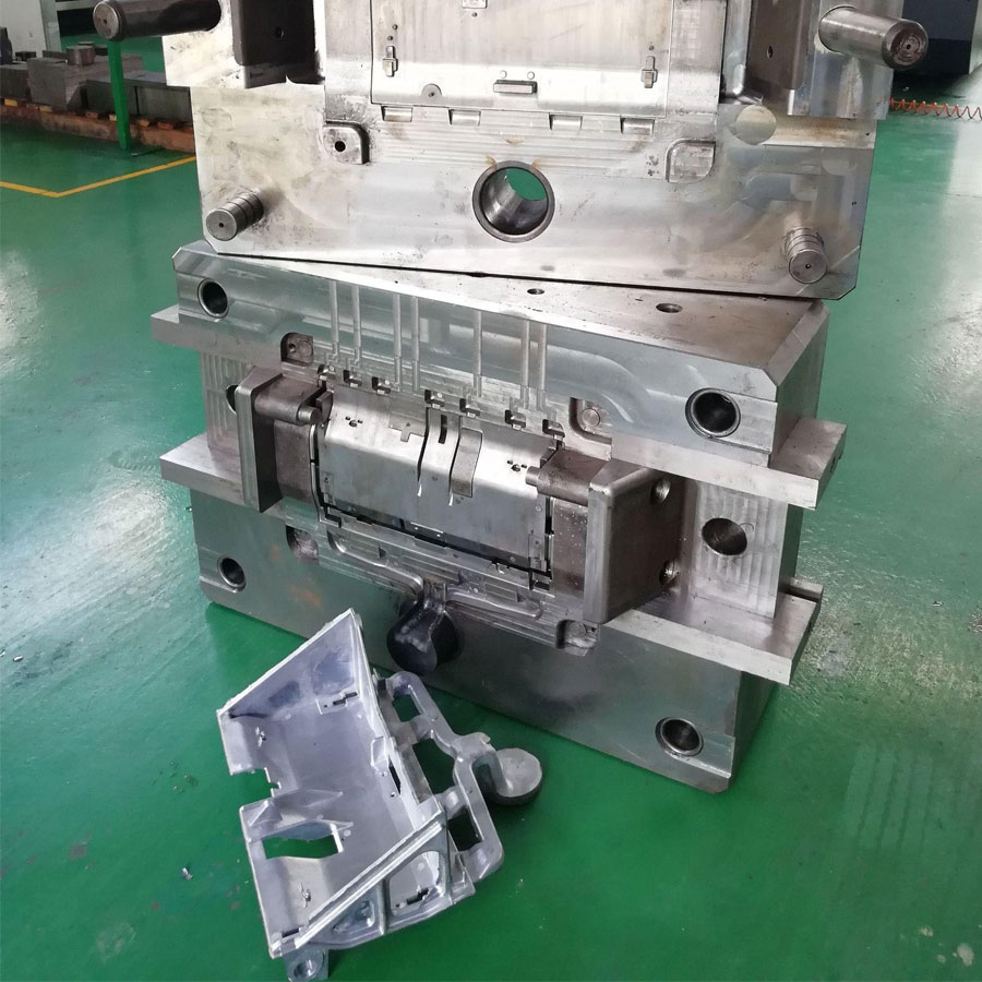Motor end die-casting cover mould