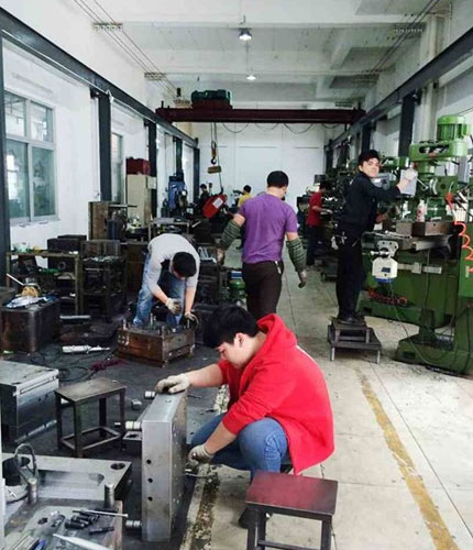 Mag-haluang metal die-casting mold workshop