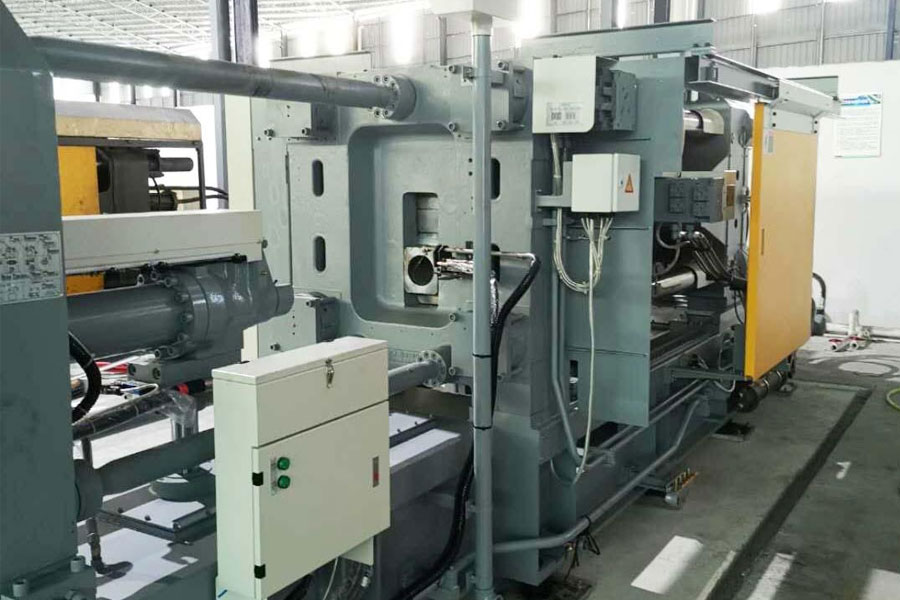 Classification of Die Casting Machines and Operational Procedure