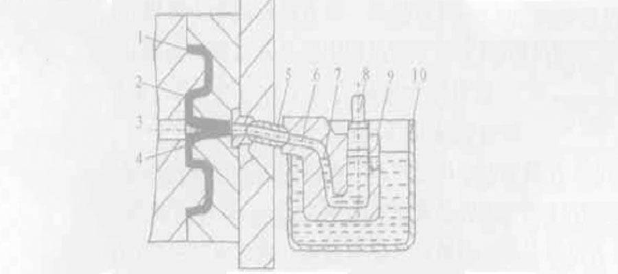 Hot chamber die casting machine