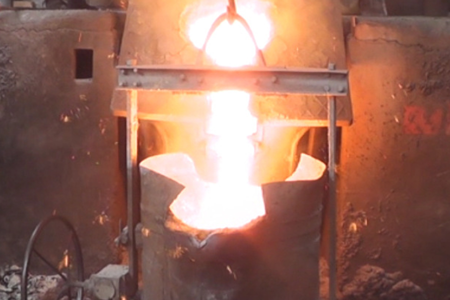 Nodular cast iron smelting treatment process and matters needing attention