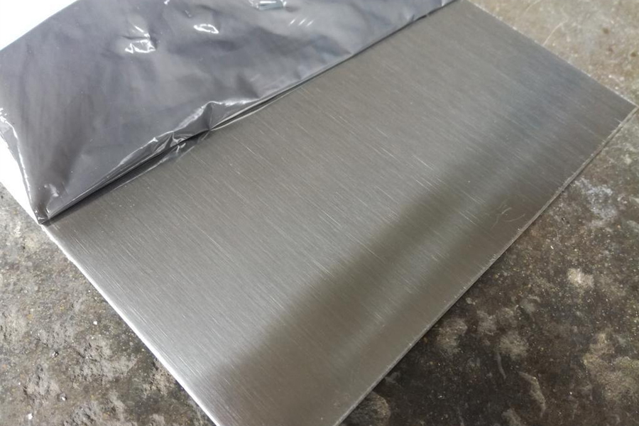 Quality requirements and selection of thin steel plates for automobiles