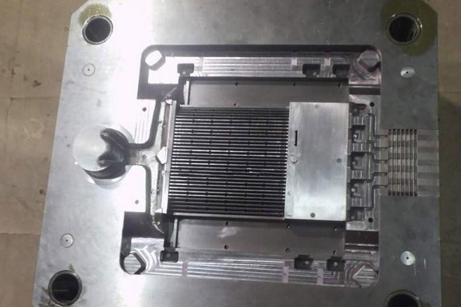 The Reasons For Aluminum Die Casting Tooling Easy Cracking